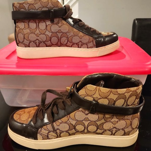 Coach Shoes - Coach signature Ray Outline high top sneakers style# Q7838